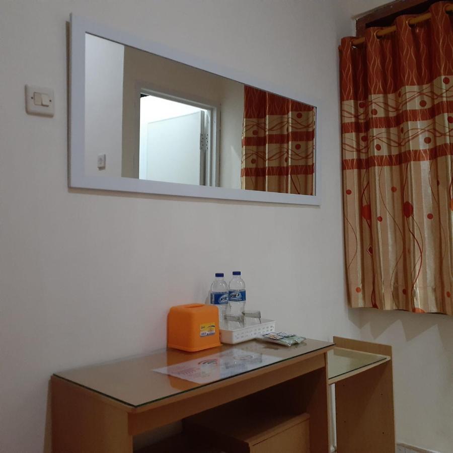 Gio Guesthouse Bogor Dış mekan fotoğraf