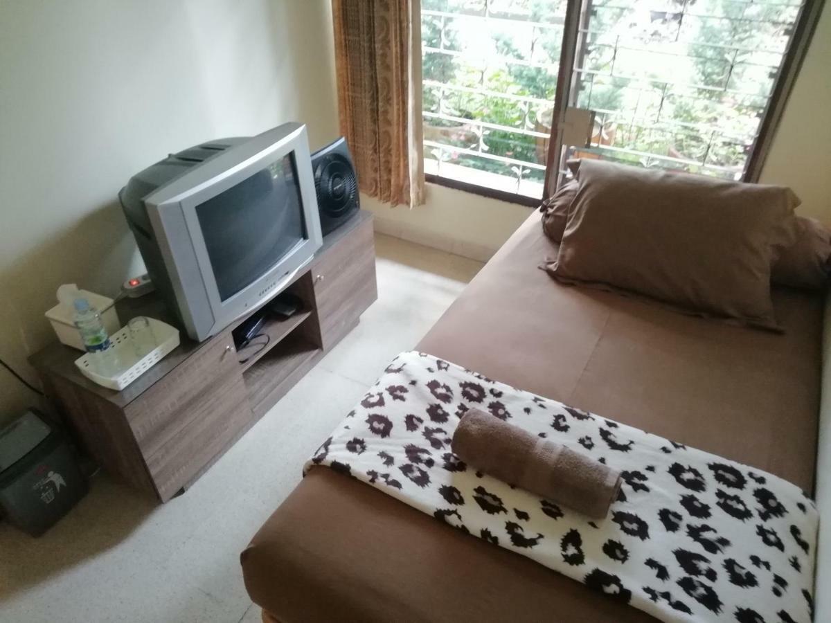 Gio Guesthouse Bogor Dış mekan fotoğraf